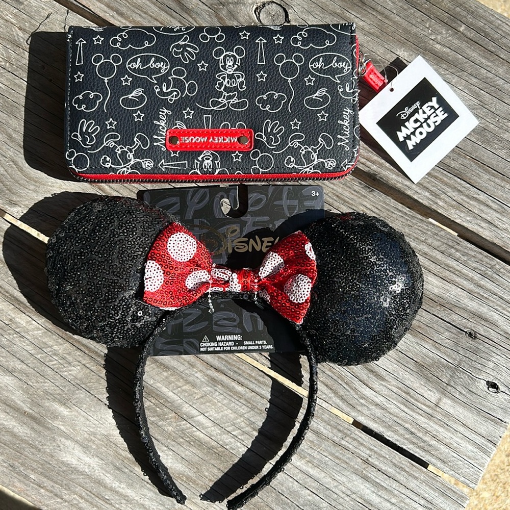 NWT Licensed Disney Mickey Mouse Wallet and  Minnie Sequin Ears Headband Set